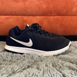Nike Flex Experience RN 6 Running Sneakers